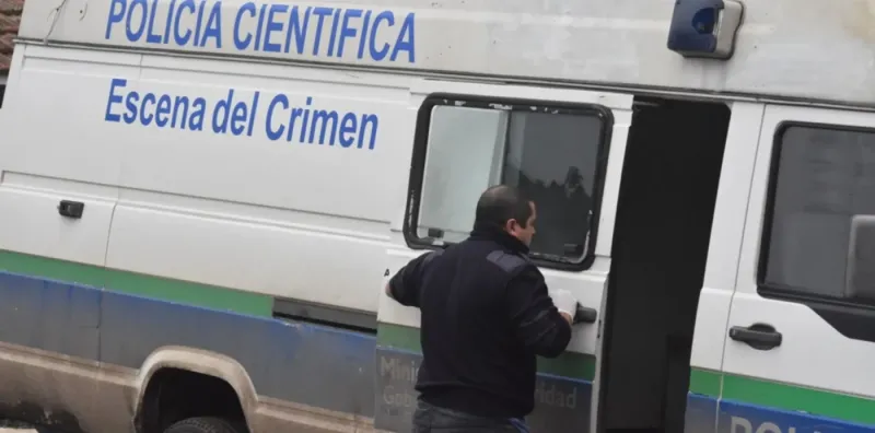 La Plata: hallaron muertos a un padre y a su hijo en una vivienda