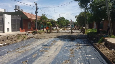 Florencio Varela: Finalizarán con fondos propios los pavimentos en Villa Mónica Nueva