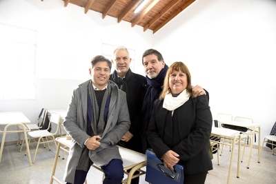 La Plata: Kicillof y Alak visitaron el edificio reconstruido de la Escuela Secundaria Nº 22