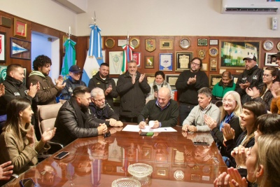 Ensenada: Secco anunció un nuevo aumento para los trabajadores municipales