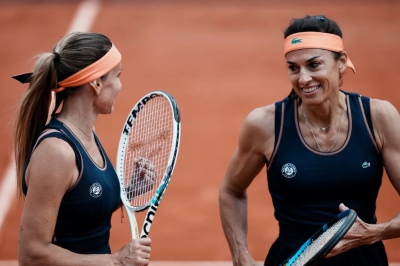 Gabriela Sabatini y Gisela Dulko perdieron en su debut en el torneo de leyendas de Roland Garros
