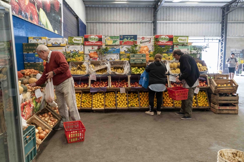 La Plata: Se renovó el acuerdo de precios del Mercado Central local