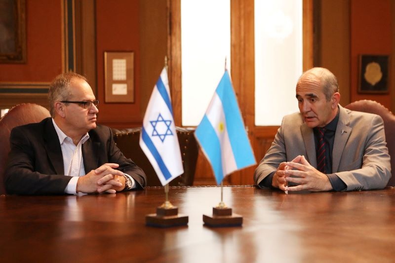 UNLP: El Embajador de Israel visitó el Rectorado