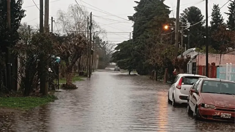 Berisso: Continúa el operativo de asistencia a vecinos damnificados por el temporal