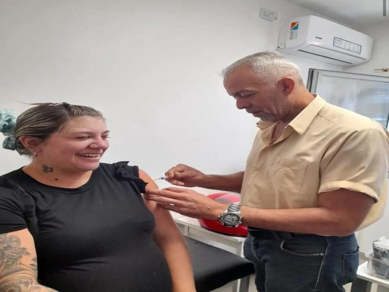 Lomas de Zamora: Agregan al calendario una nueva vacuna para personas gestantes