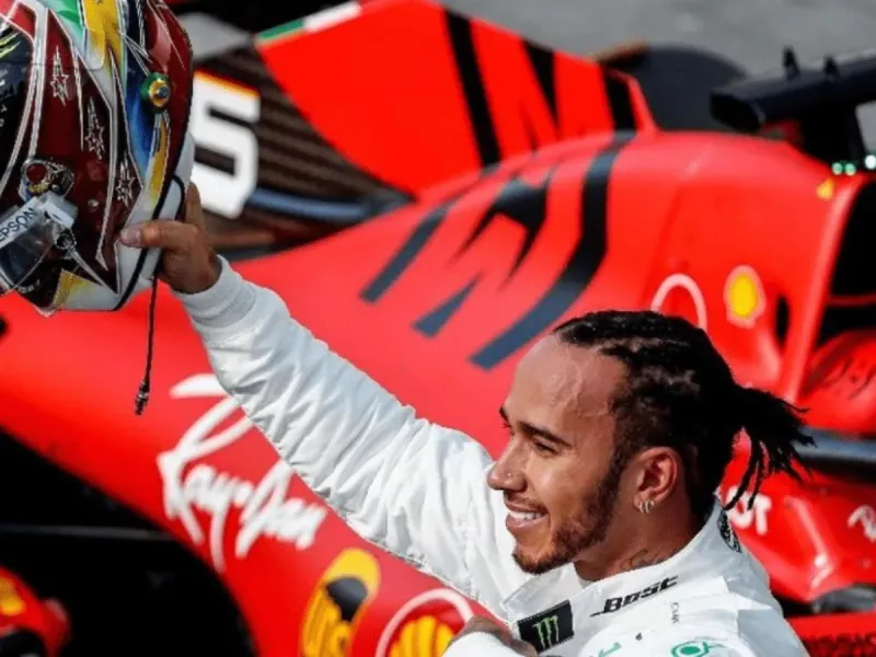Fórmula 1: Mercedes desmiente las charlas entre Hamilton y Ferrari, pero se filtró una millonaria oferta